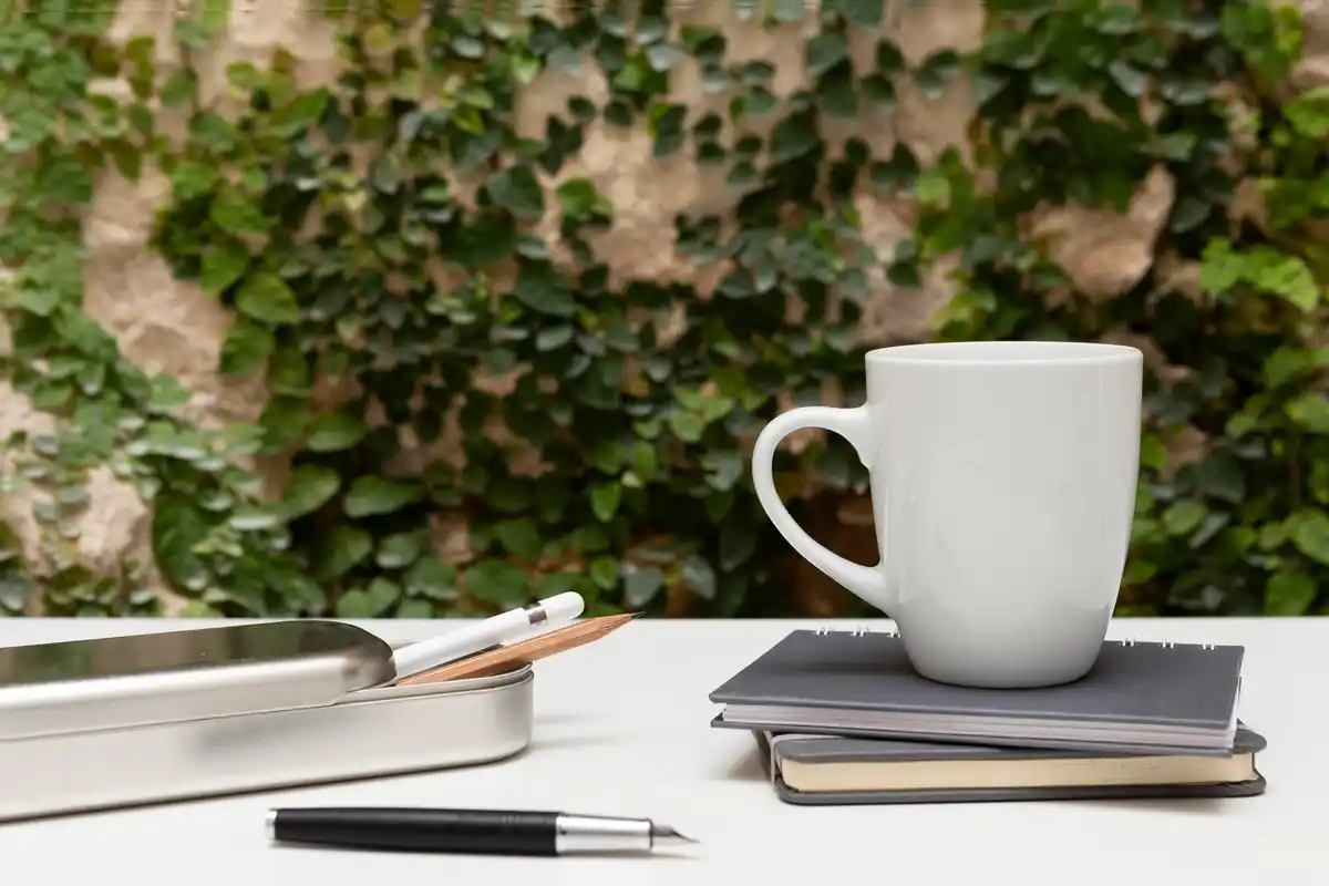 ceramic mug sharpening garden secateurs