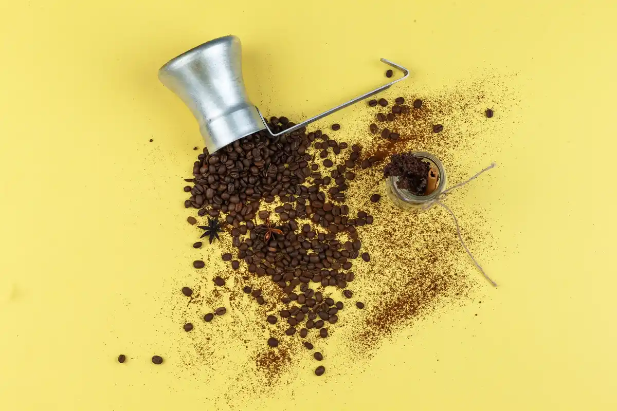 used coffee grounds stop mold kitchen