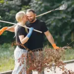 czech gardener cleaning tools without soap