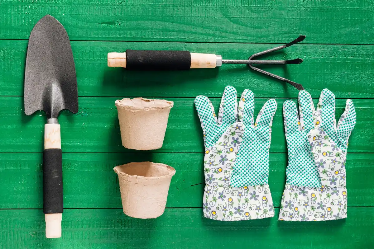 eco friendly garden tools czech