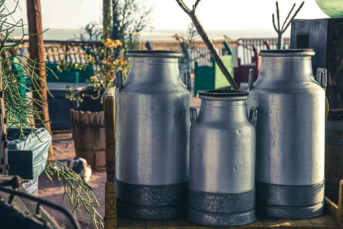 DIY PET bottles thermal mass greenhouse Czech republic