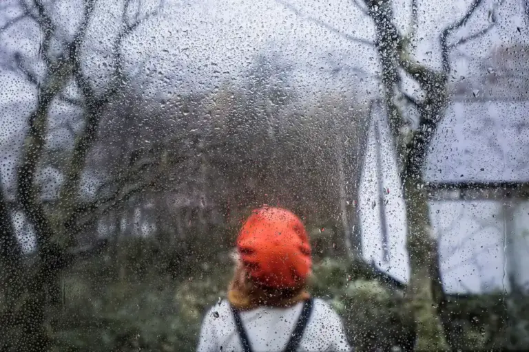 traditional Czech greenhouse humidity trick