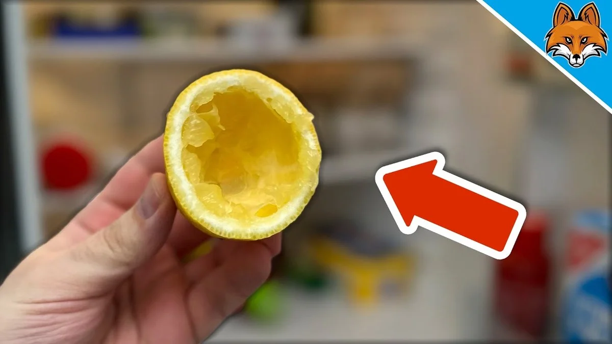 Citrónová kůra v lednici: Přírodní osvěžovač, který eliminuje pachy.
