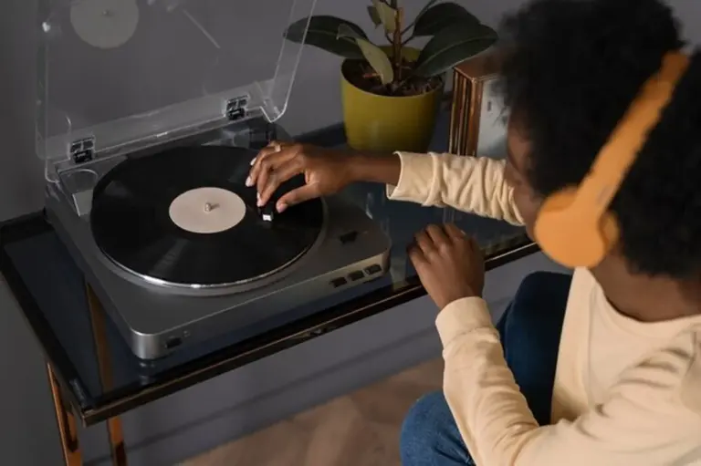 Digitální detox v roce 2025: Jak to udělat, abyste skutečně vypnuli? Dnes to jde snadněji, než myslíte.