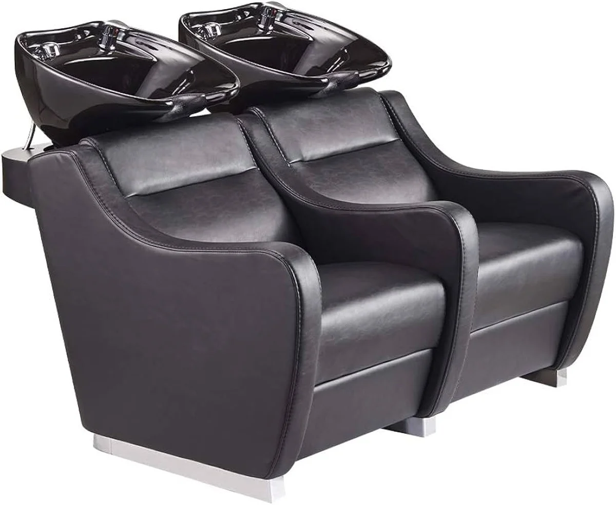 Kadeřníci vysvětlují: Proto vám vždy nanášejí šampon dvakrát.