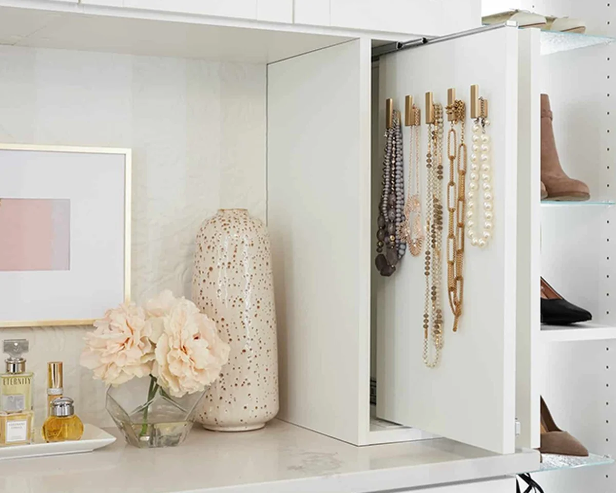 Obyčejná křída v šuplíku odstraňuje vlhkost a chrání šperky - image 2