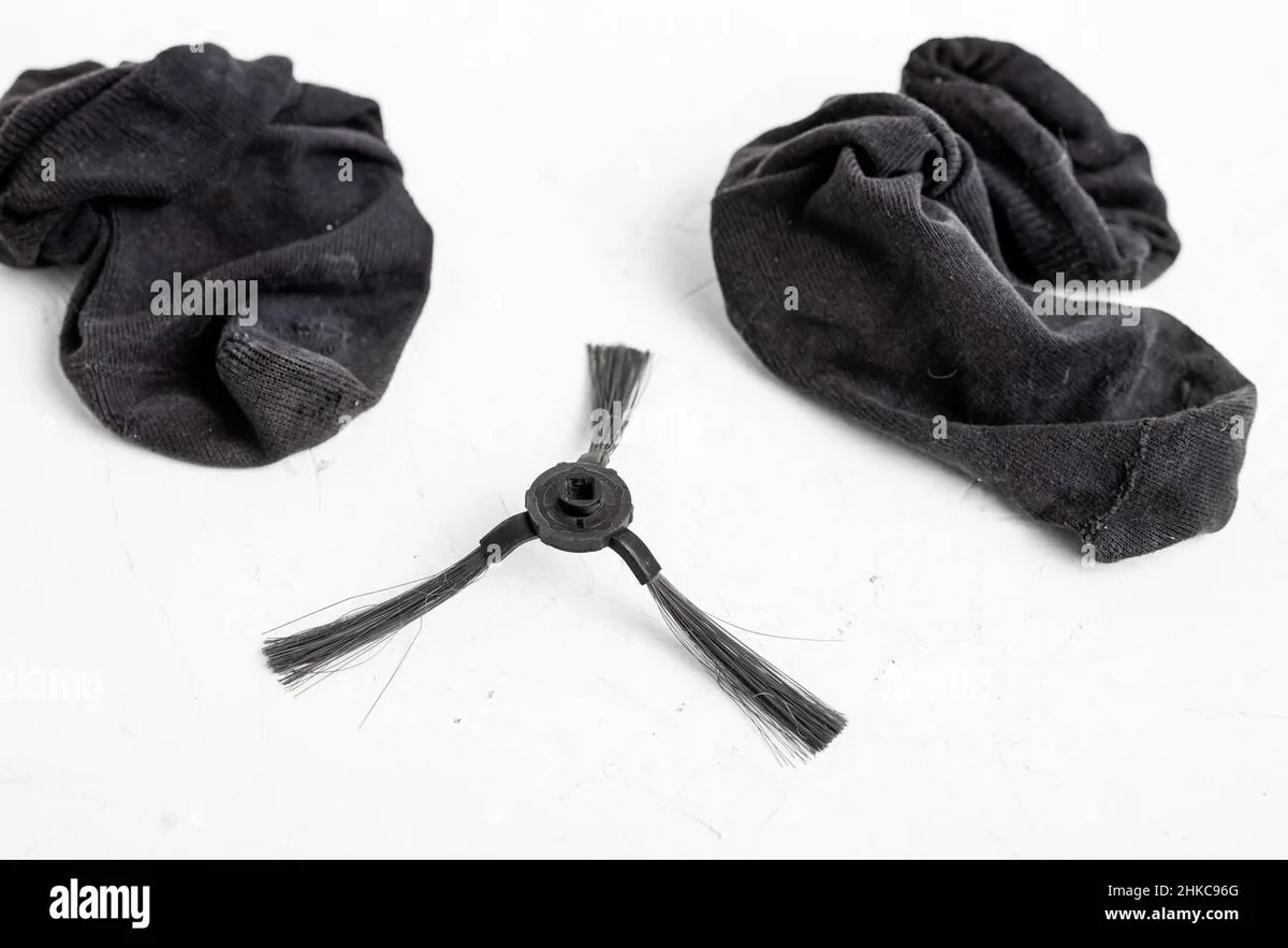 Proč dát starou ponožku do vysavače: Trik, který zbystří jeho výkon