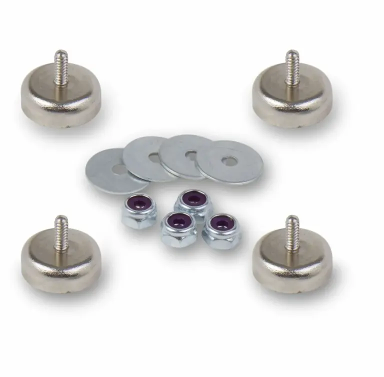 Proč veteráni lepí magnety na palivovou nádrž? Úspora, o které se nemluví