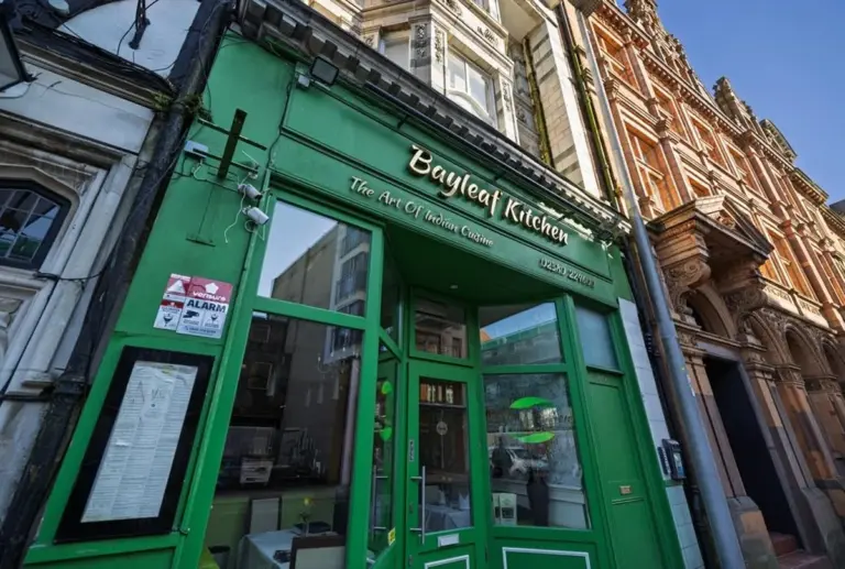 Vložte bobkový list do mouky: staletý trik proti škůdcům v kuchyni.