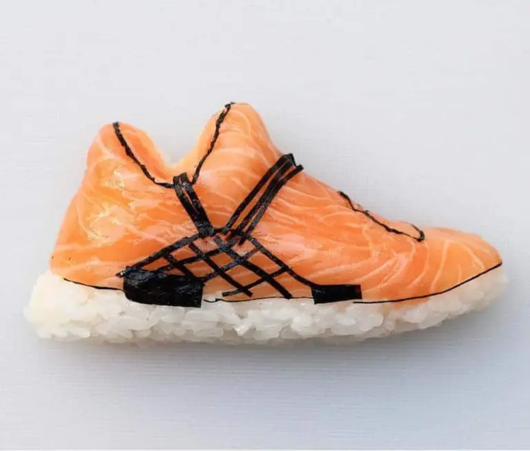 Vložte tento běžný kuchyňský předmět do bot přes noc a už nikdy nebudete mít studené nohy