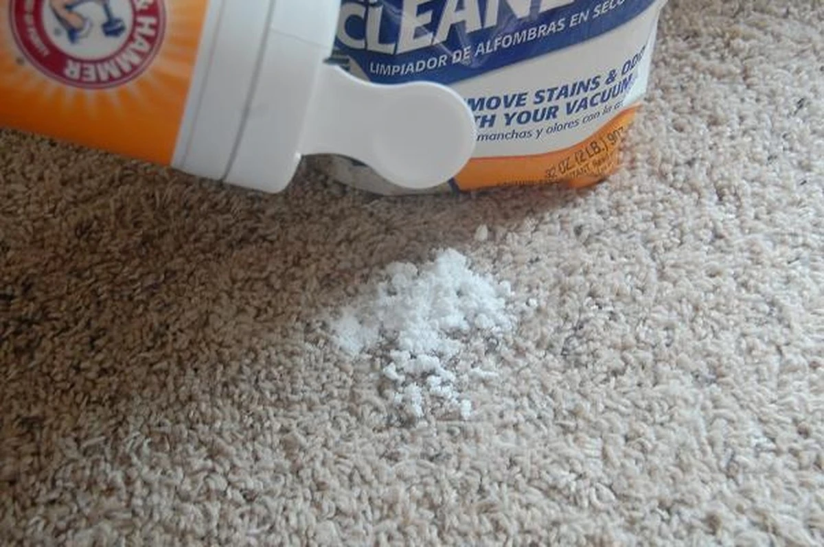 Jedlá soda na koberce: Odstraňuje pachy, které běžné čističe nezachytí - image 1