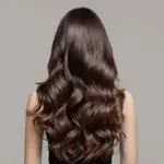 Kadeřníci přiznávají: proč vám nikdy neřeknou o tomto triku na objem vlasů.