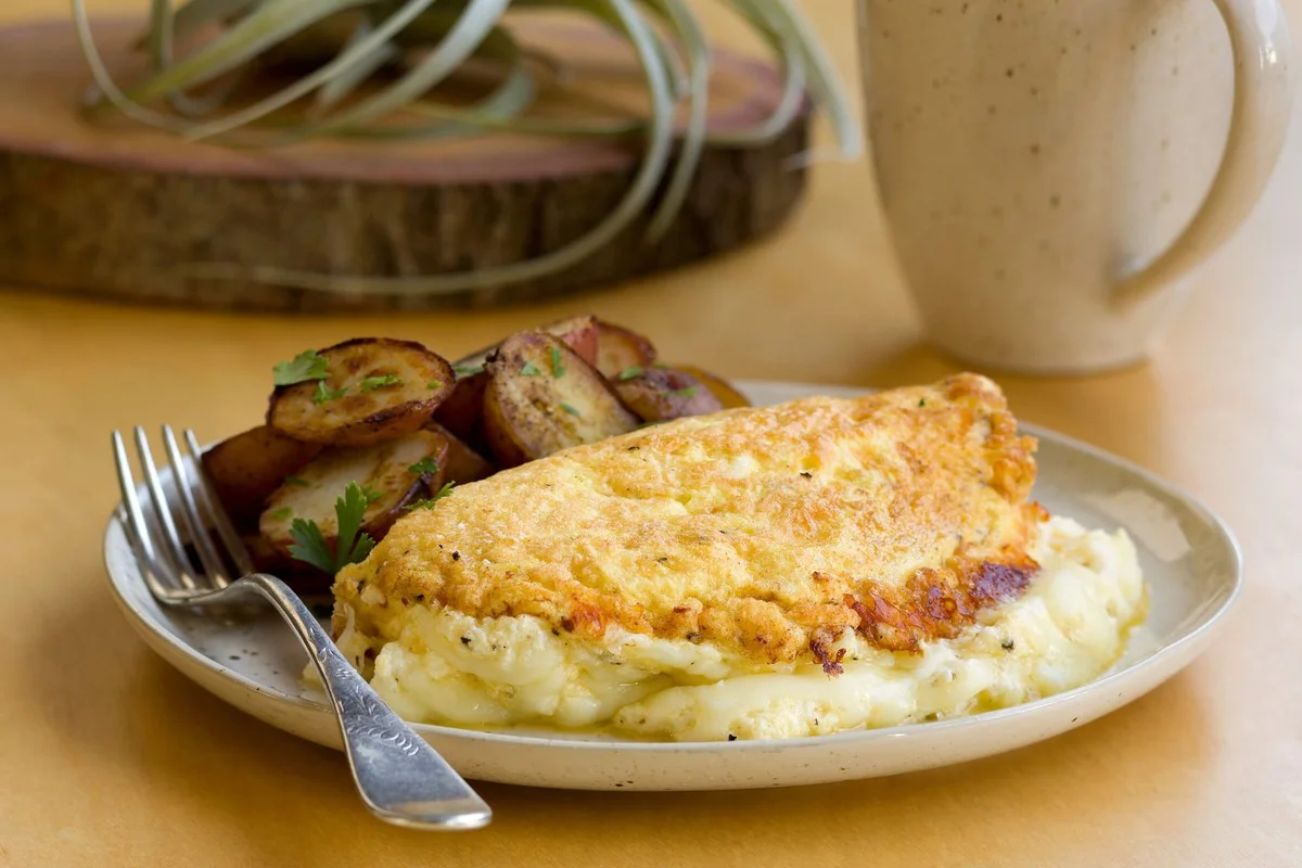 Kuchaři prozrazují: tajemství dokonale nadýchaných omelet.