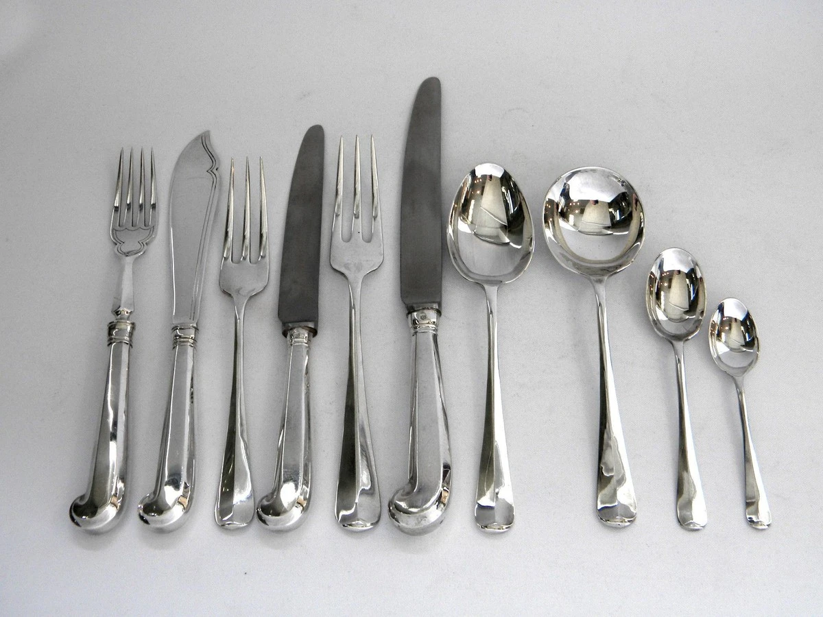 Obyčejná křída v šuplíku se stříbrem: Trik našich babiček proti černání - image 1