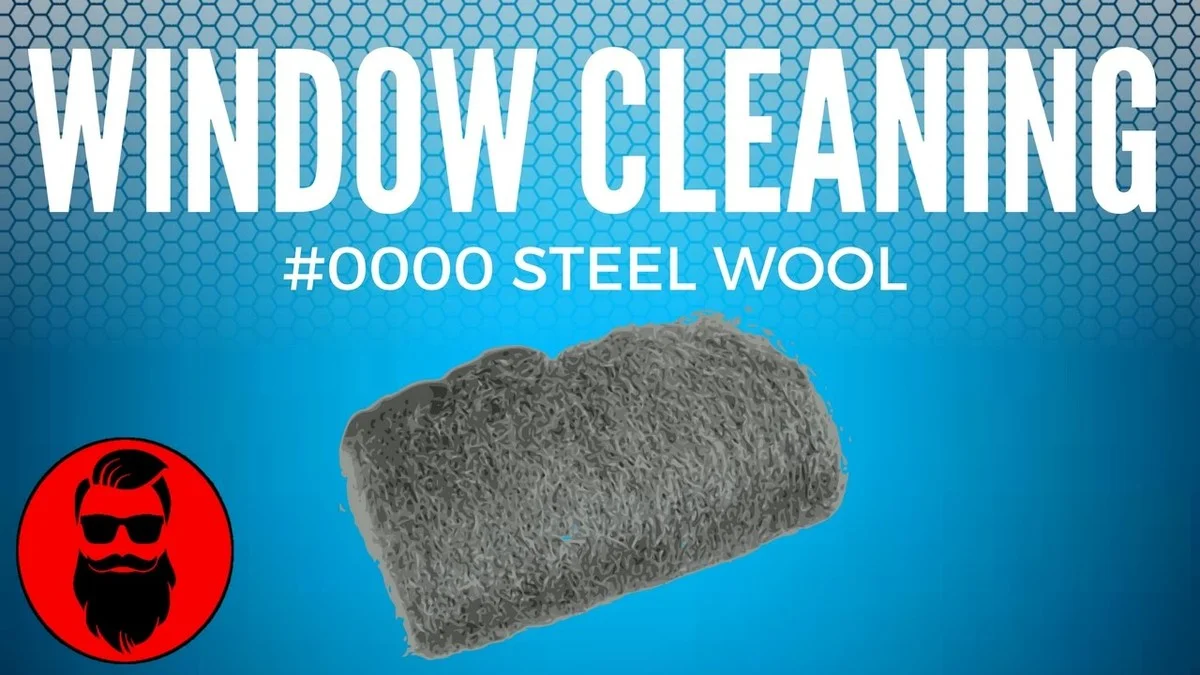 Ocelová vlna na skleněné konvici? Proč to funguje lépe než drahé čističe