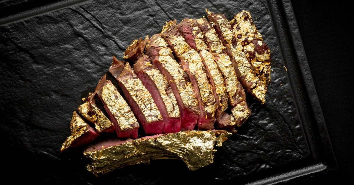 Položte minci na zmrzlý steak: Jednoduchý trik pro rychlé rozmrazování. - image 2