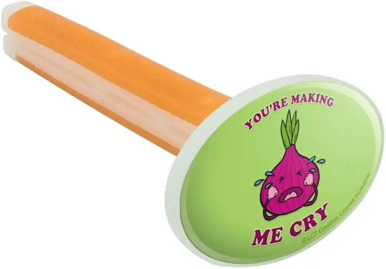 Použijte obyčejnou cibuli k odstranění zápachu z nábytku: Funguje to!