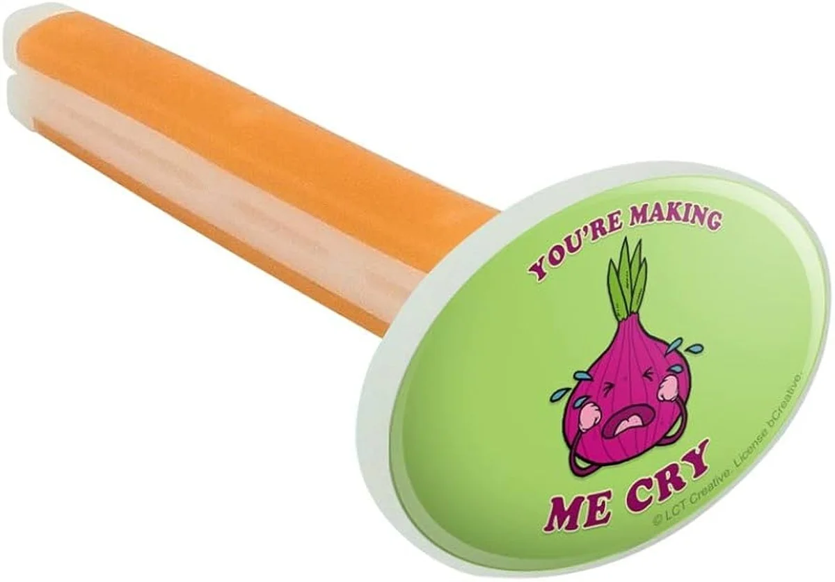 Použijte obyčejnou cibuli k odstranění zápachu z nábytku: Funguje to!