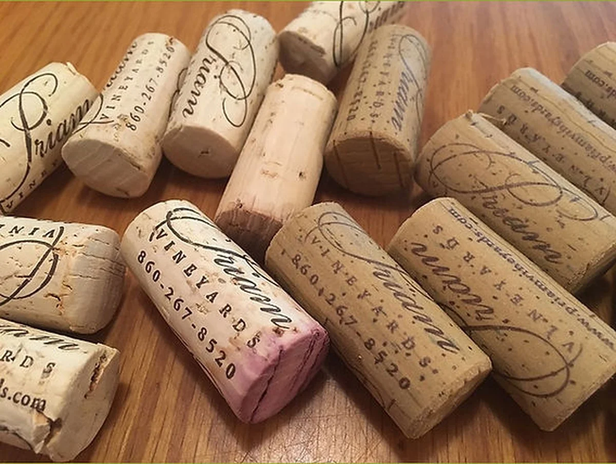 Vložte korkový špunt do cukru: Babičkovský trik proti tvrdnutí