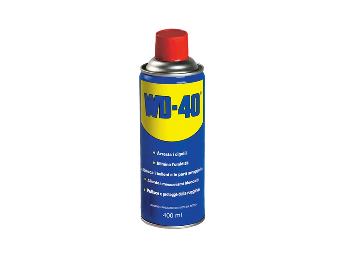 WD-40 na boty? Zimní tajemství, které výrobci skrývají. - image 1