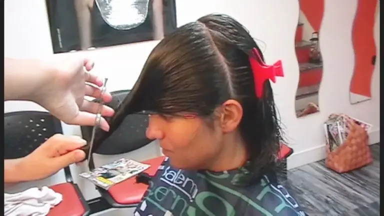 Co kadeřníci nikdy neřeknou o šamponech z drogerie