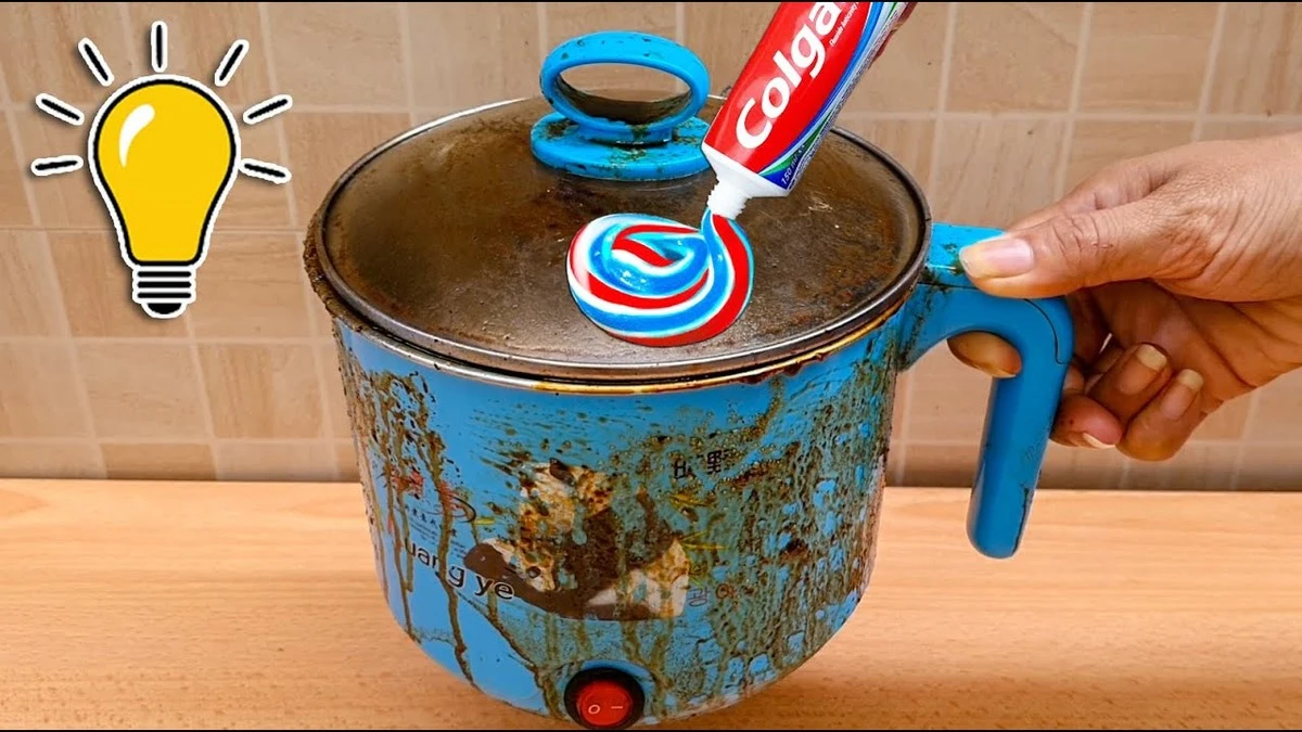 Dejte zubní pastu na spálený hrnec: za 5 minut vypadá jako nový