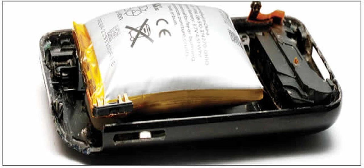 Elektrikáři varují: Tento běžný zvyk při nabíjení telefonu ničí baterii