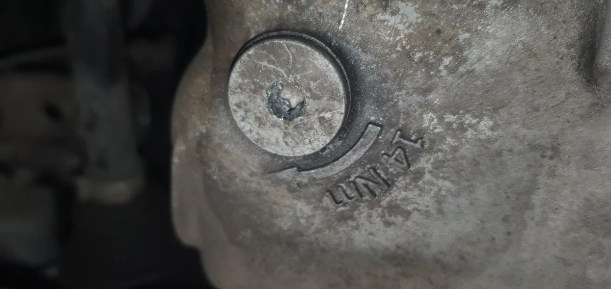 Instalatéři varují: tento běžný olej ničí vaše potrubí tichým způsobem. - image 2