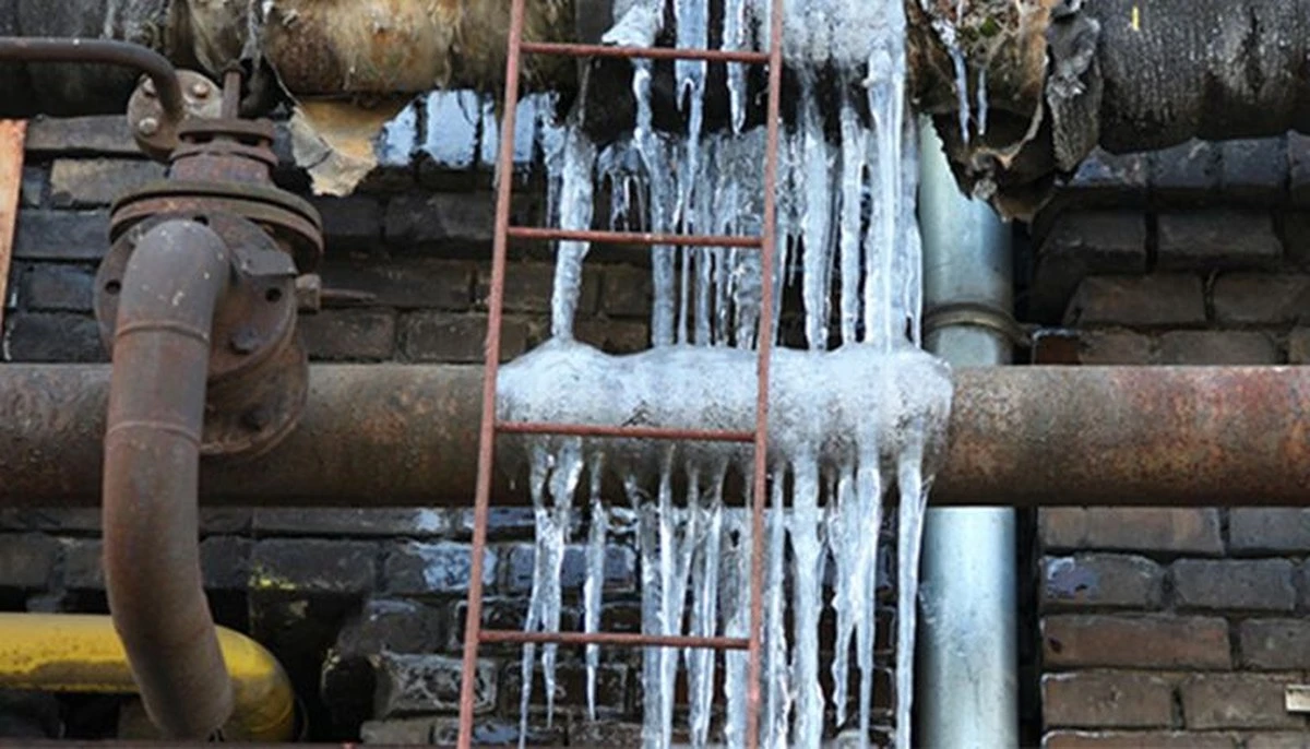 Instalatéři varují: běžný zvyk, který ničí vaše potrubí během zimy - image 2