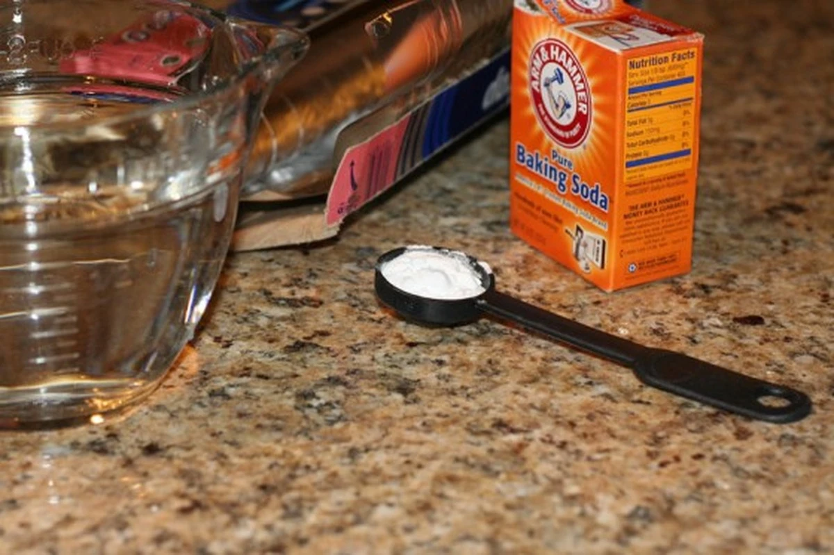 Proč profesionálové čistí stříbrné šperky starým zubním kartáčkem. - image 2