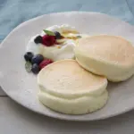 Šéfkuchaři prozrazují: proč vždy přidávají sodu do těsta na palačinky.