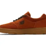 Skořice v botách přes noc: Staletý trik, který odstraní zápach navždy.