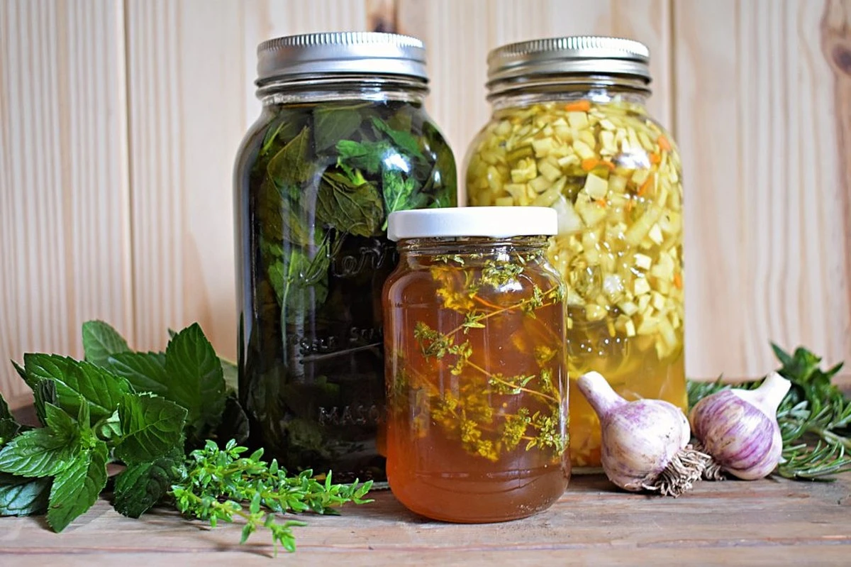 Vložte bobkový list do mouky: staletý trik proti škůdcům. - image 2