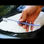 Zubní pasta odstraní žlutý povlak z reflektorů: Auto bude jako nové