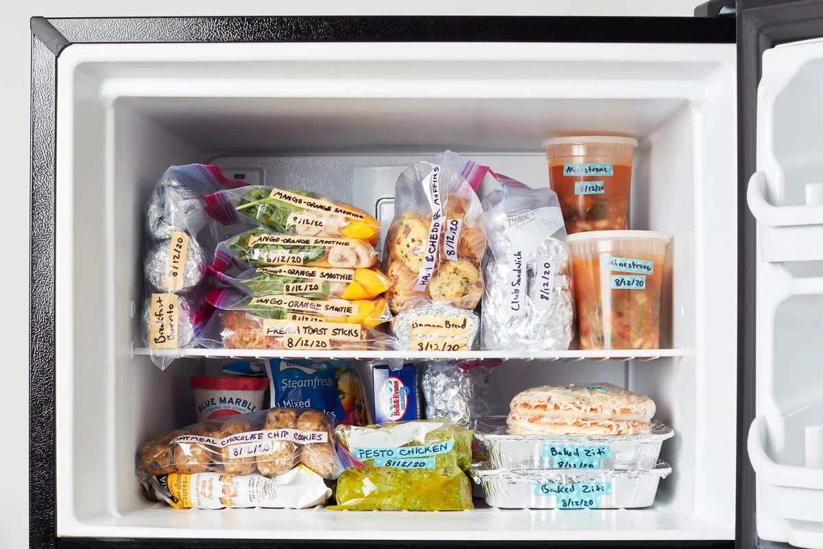 Mraznička plná vzduchu spotřebuje více elektřiny: Jak ji efektivně zaplnit