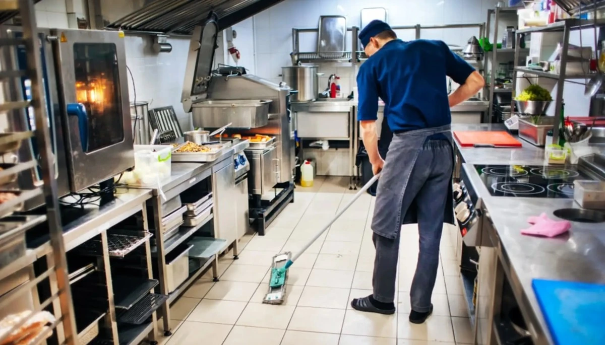 Obyčejná soda v lednici? Tajemství svěžesti, které používají hotely - image 1