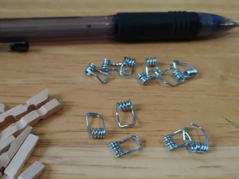 Proč hodit kolíček do odtoku: instalatérský trik za pět korun.