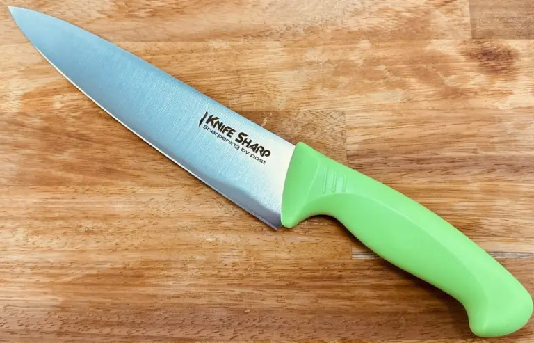 Šéfkuchaři varují: Tato každodenní chyba ničí vaše kuchyňské nože