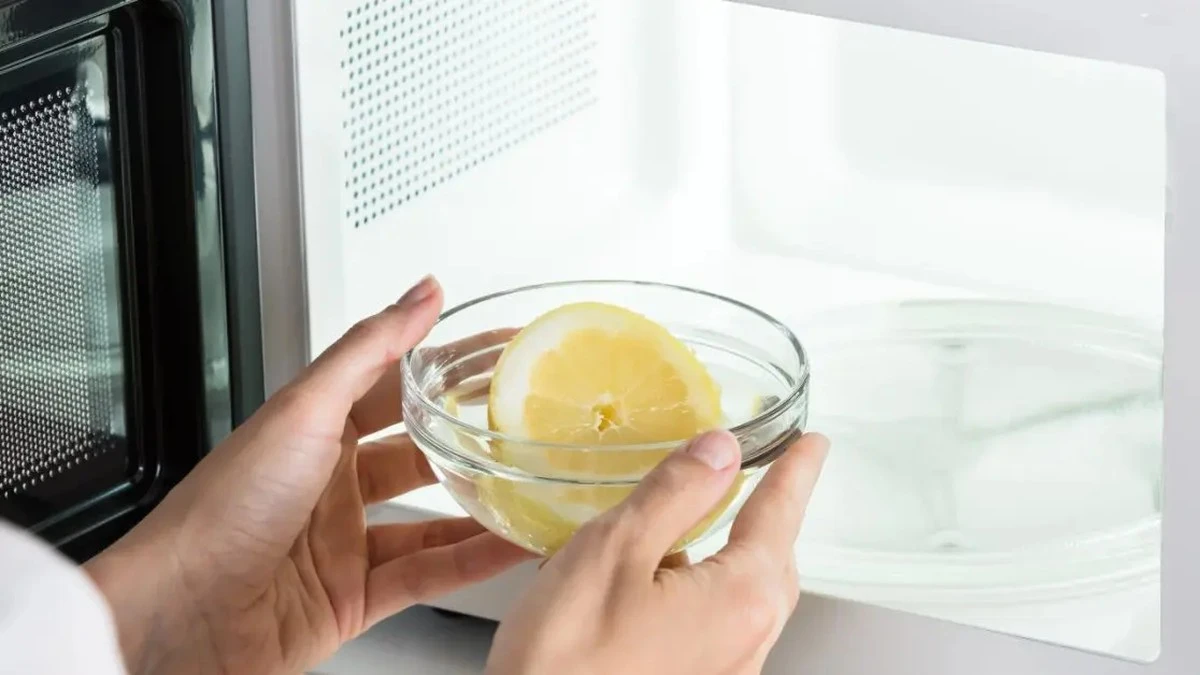 Vložte citron do mikrovlnky na 20 sekund: Geniální způsob čištění - image 2