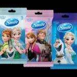 Zmrzlé vlhké ubrousky: neobvyklý způsob, jak rychle zchladit nápoje v létě.